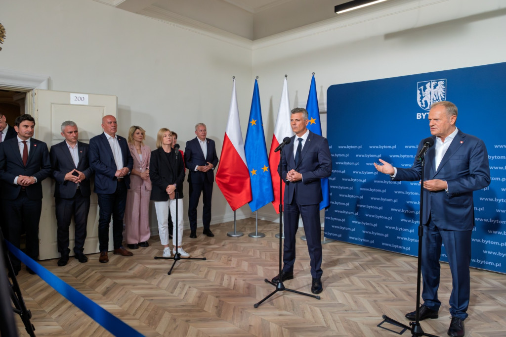 Miasto przejmuje mieszkania po kopalniach. Premier...