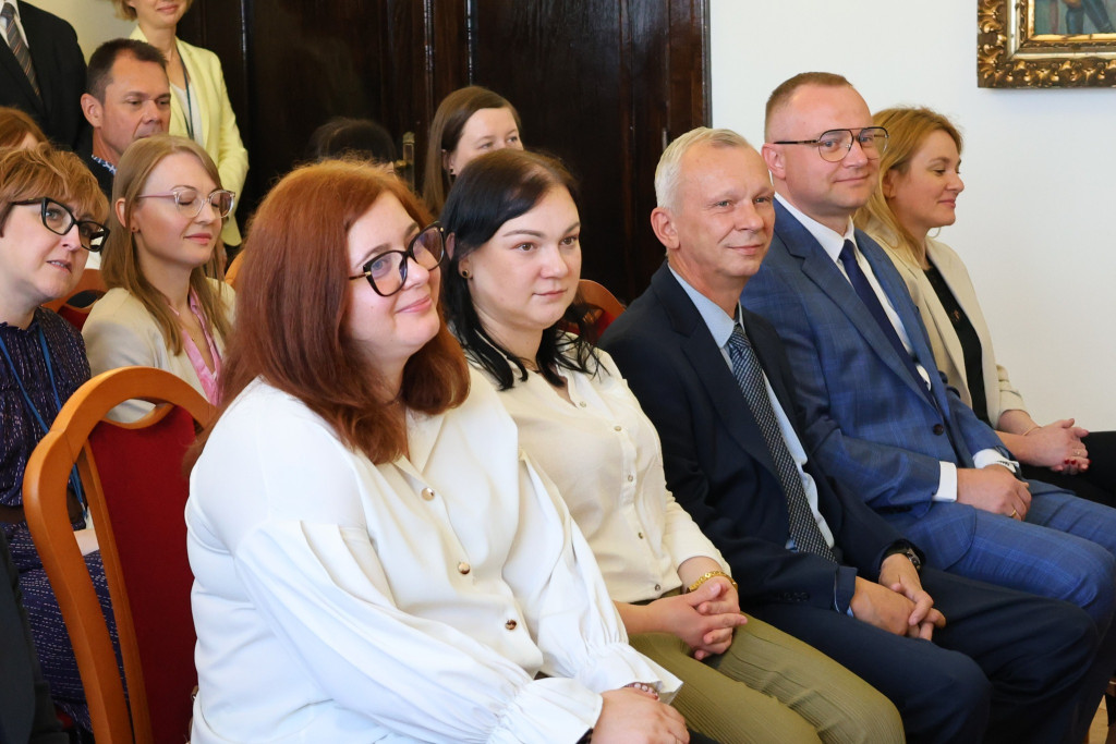 Piekary Śląskie. Gratulacje dla urzędników