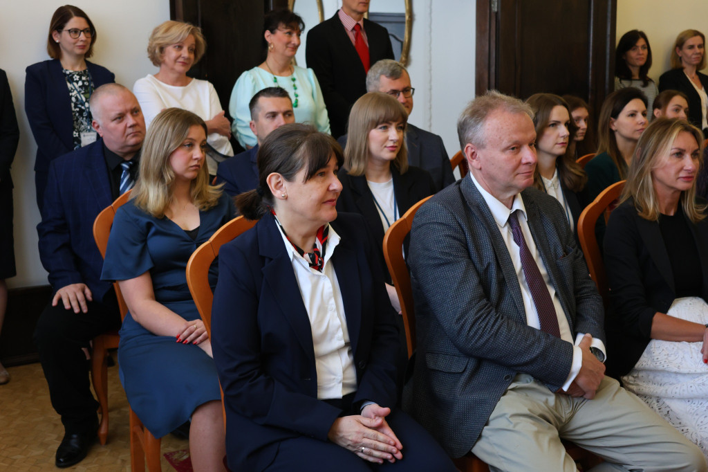 Piekary Śląskie. Gratulacje dla urzędników