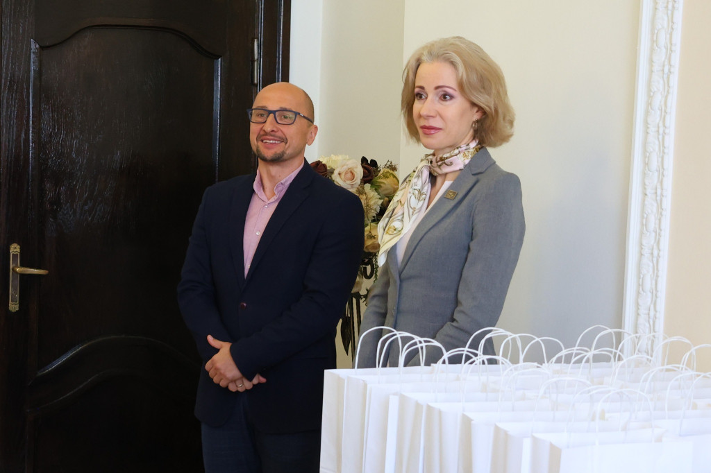 Piekary Śląskie. Gratulacje dla urzędników