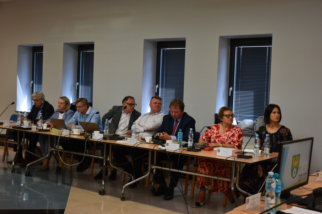 Powiat tarnogórski nie chce rezerwatu w parku Repeckim