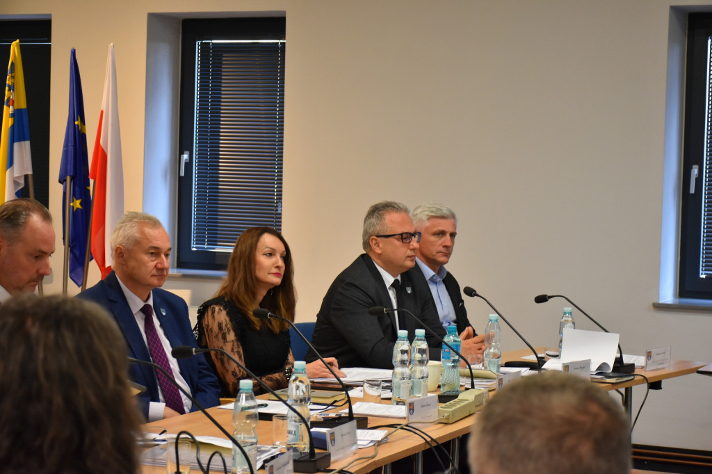 Powiat tarnogórski nie chce rezerwatu w parku Repeckim