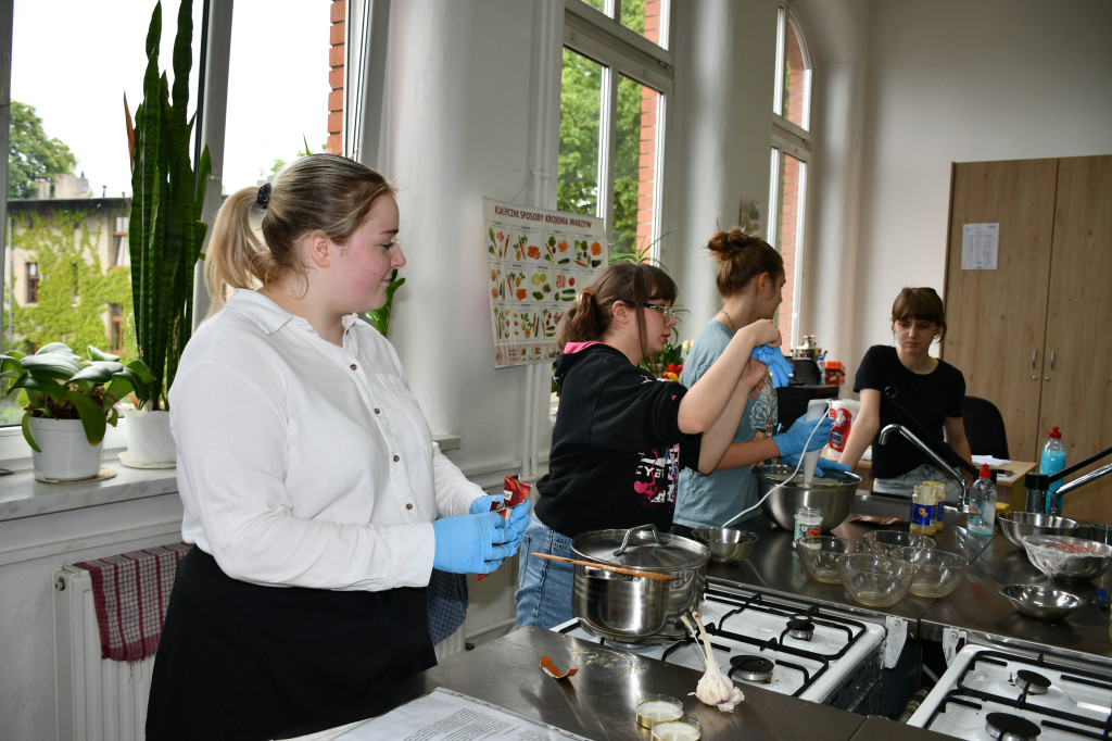 Gastronomik, goście z Niemiec i żydowskie...