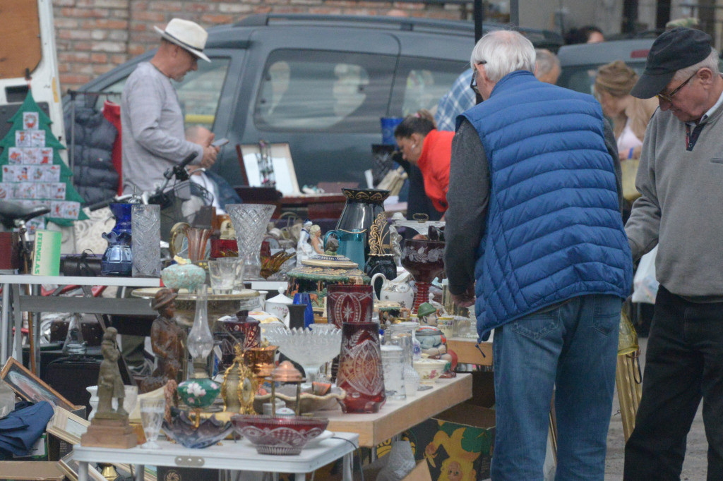 Tarnowskie Góry. Pierwszy w tym roku pchli targ