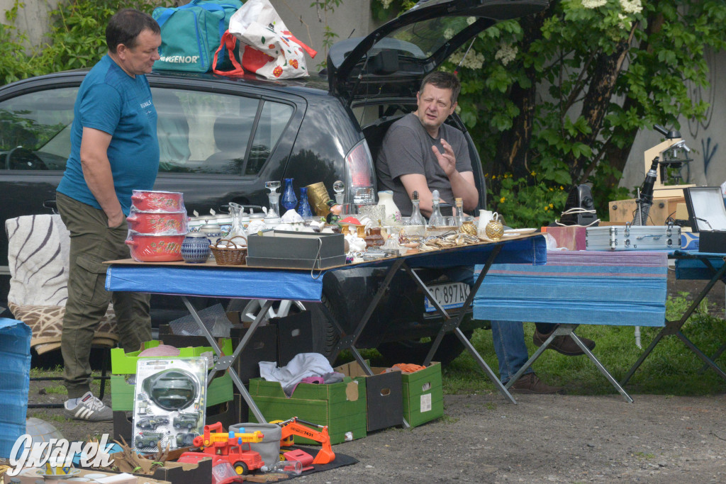 Tarnowskie Góry. Pierwszy w tym roku pchli targ