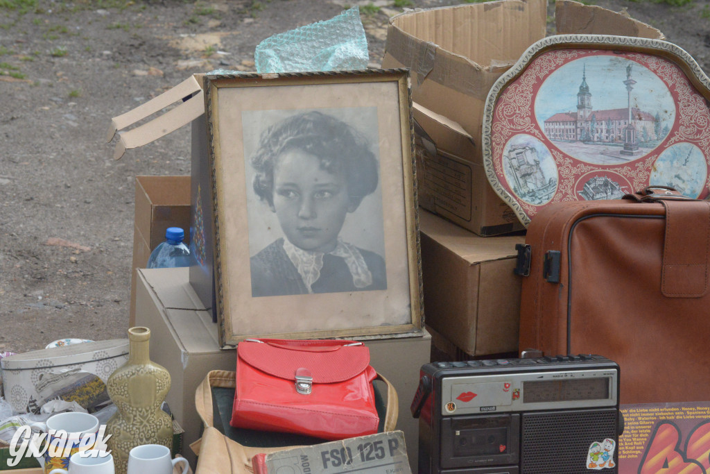 Tarnowskie Góry. Pierwszy w tym roku pchli targ