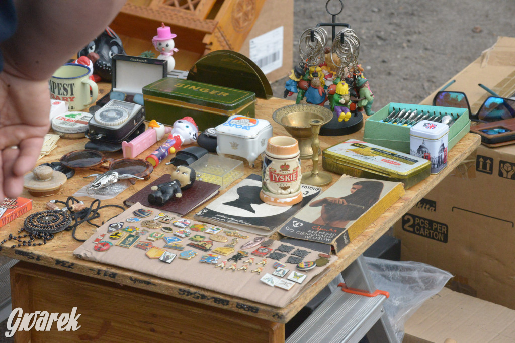 Tarnowskie Góry. Pierwszy w tym roku pchli targ