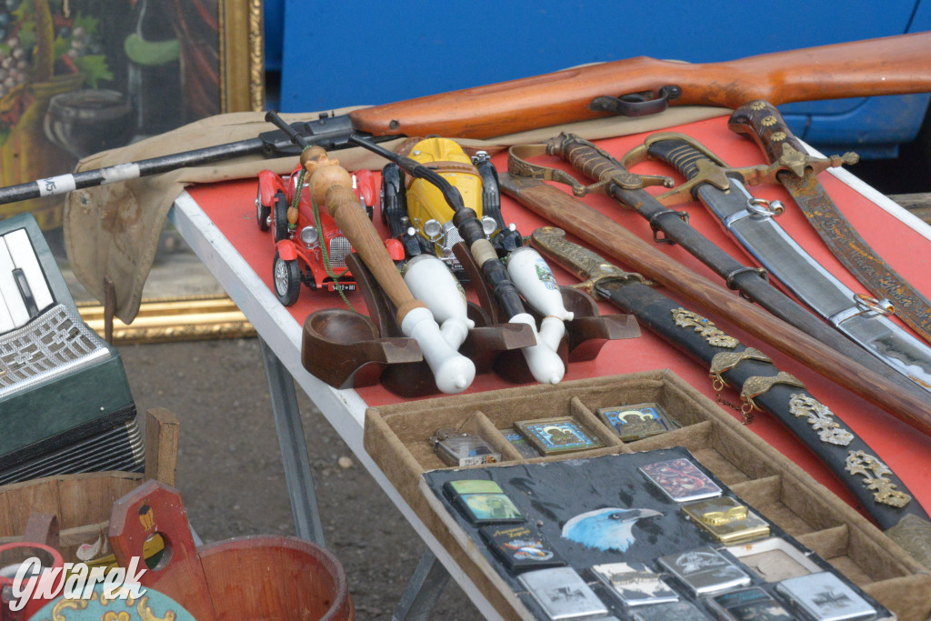 Tarnowskie Góry. Pierwszy w tym roku pchli targ