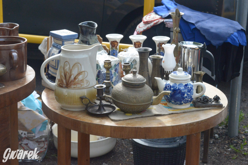 Tarnowskie Góry. Pierwszy w tym roku pchli targ