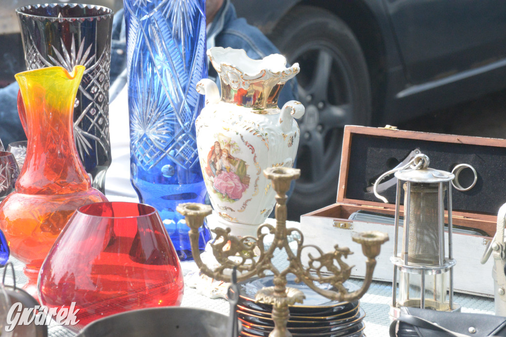 Tarnowskie Góry. Pierwszy w tym roku pchli targ