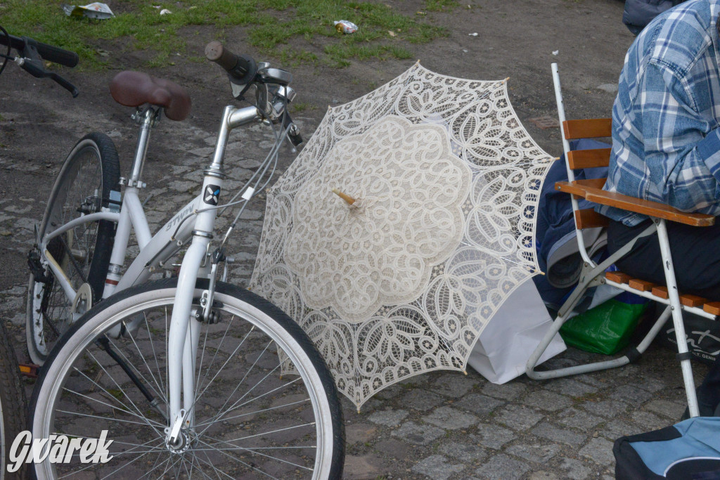 Tarnowskie Góry. Pierwszy w tym roku pchli targ