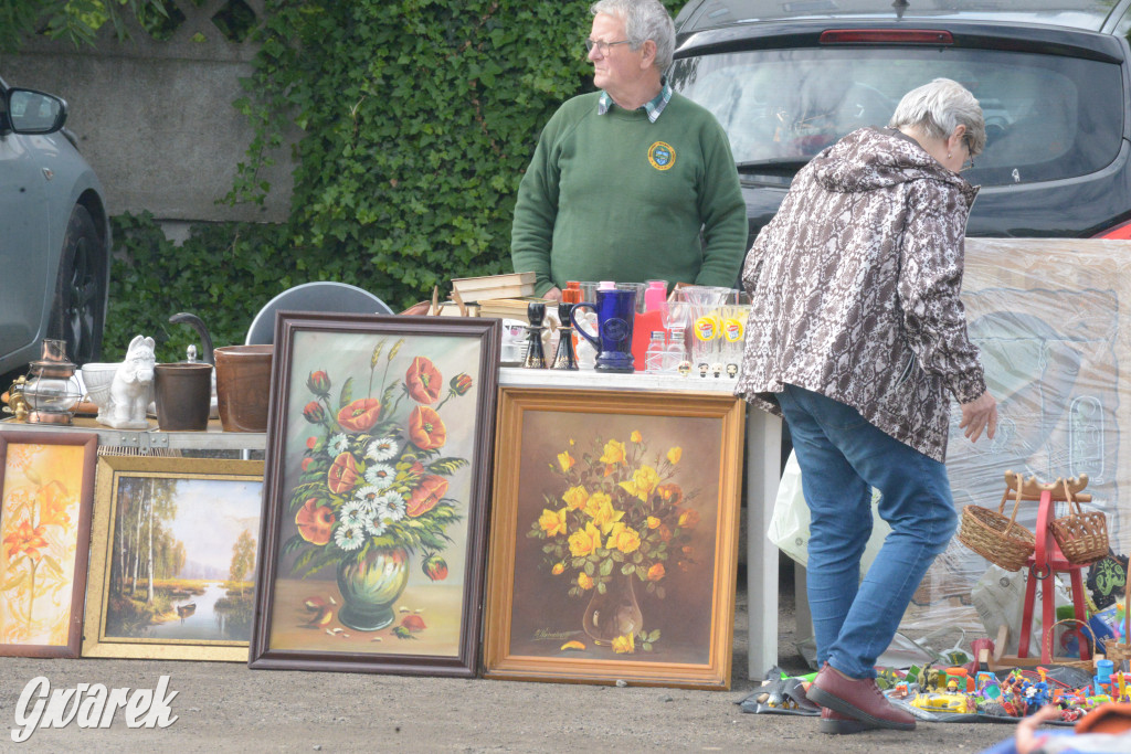 Tarnowskie Góry. Pierwszy w tym roku pchli targ