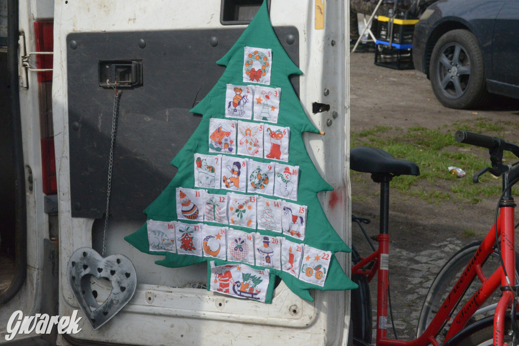 Tarnowskie Góry. Pierwszy w tym roku pchli targ