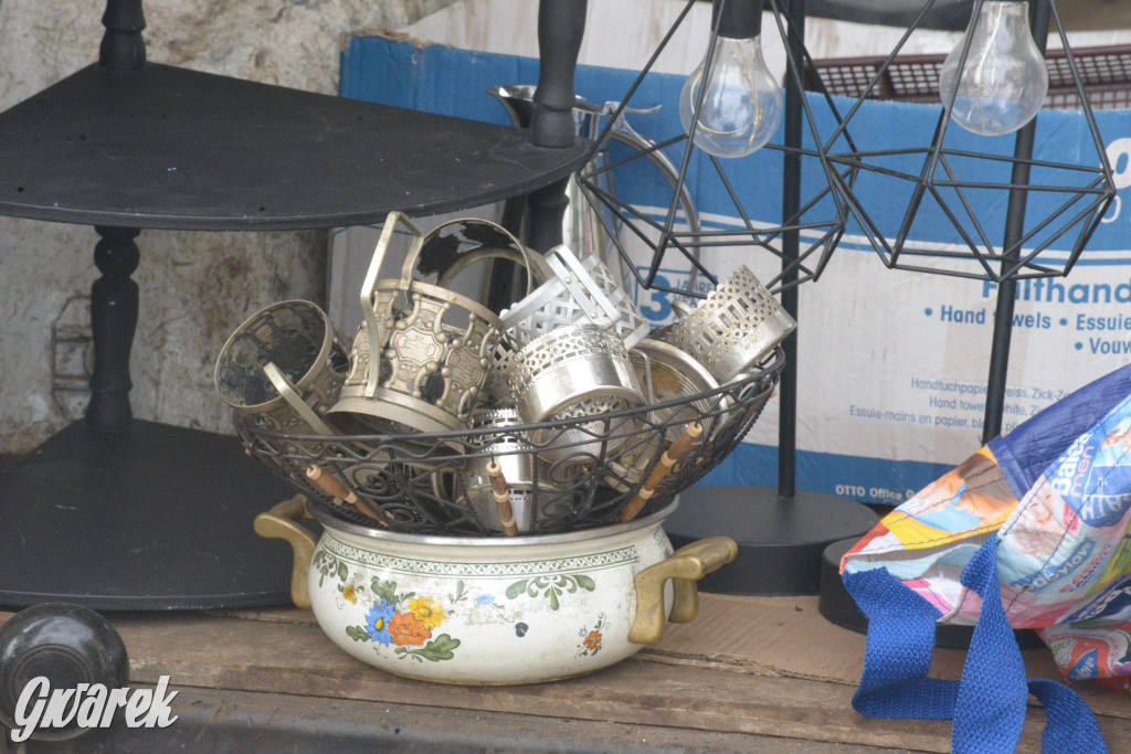 Tarnowskie Góry. Pierwszy w tym roku pchli targ