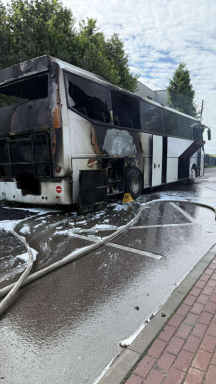 Pożar autokaru, miały nim jechać dzieci ze szkoły