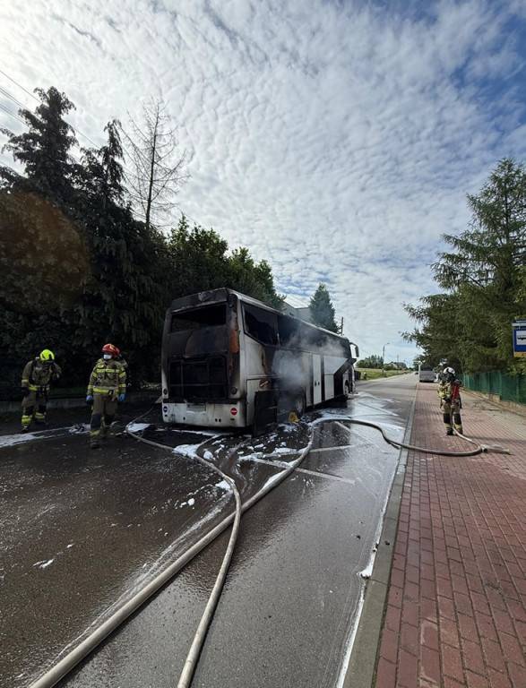Pożar autokaru, miały nim jechać dzieci ze szkoły