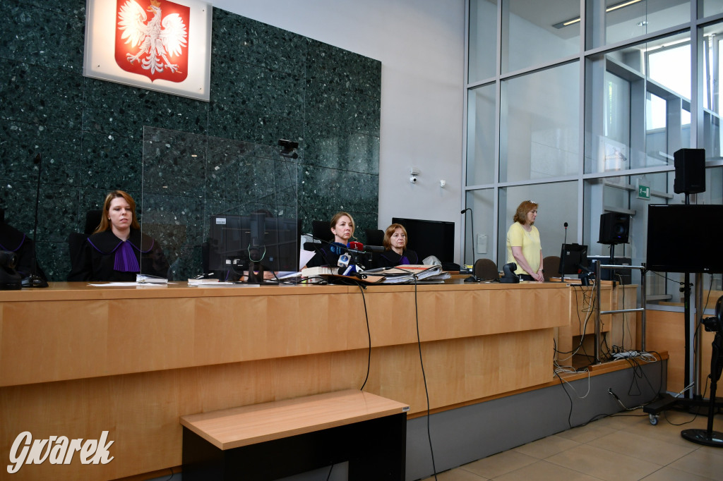 Brutalnie zabił 18-latkę, o jej życie rzucił monetą