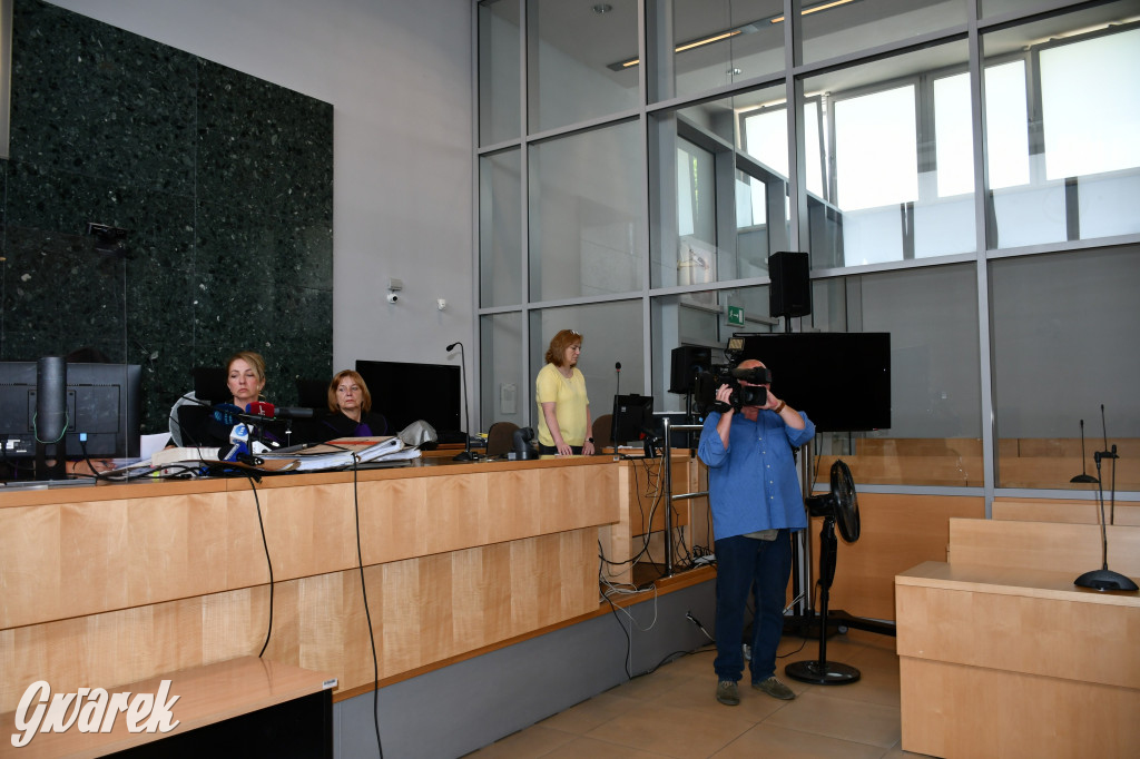 Brutalnie zabił 18-latkę, o jej życie rzucił monetą