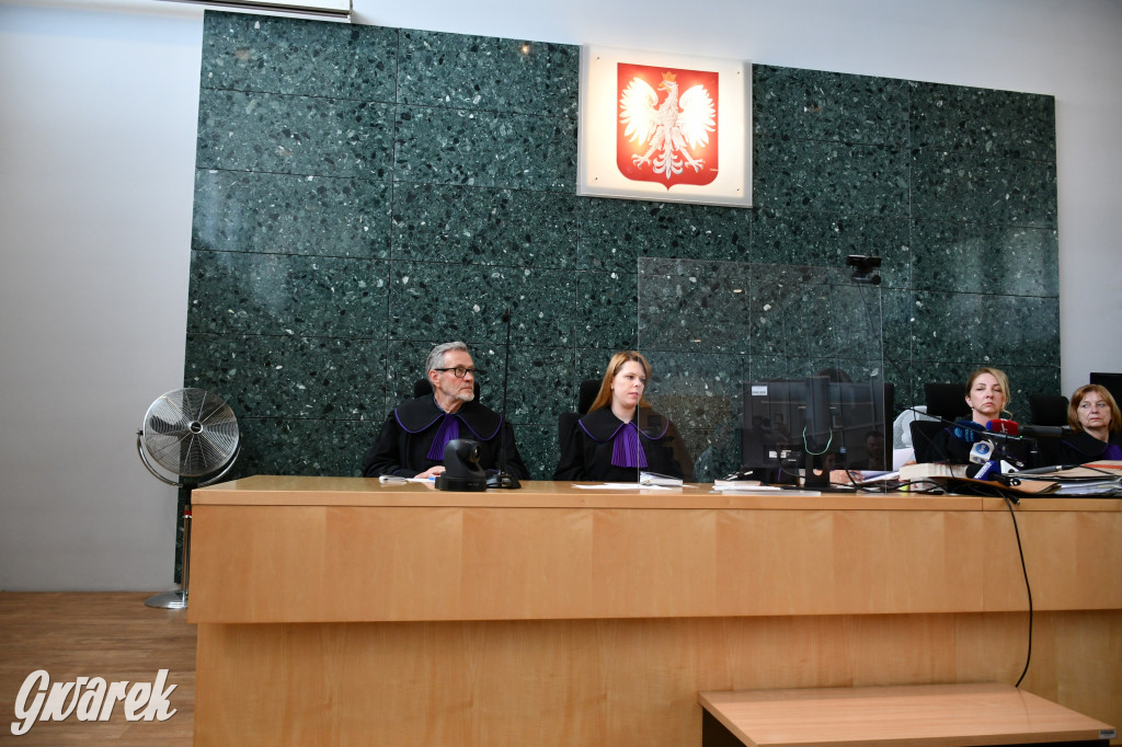 Brutalnie zabił 18-latkę, o jej życie rzucił monetą