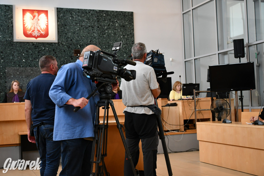 Brutalnie zabił 18-latkę, o jej życie rzucił monetą