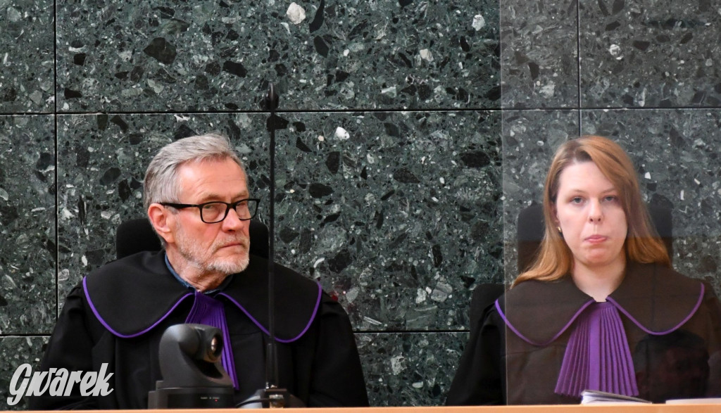 Brutalnie zabił 18-latkę, o jej życie rzucił monetą