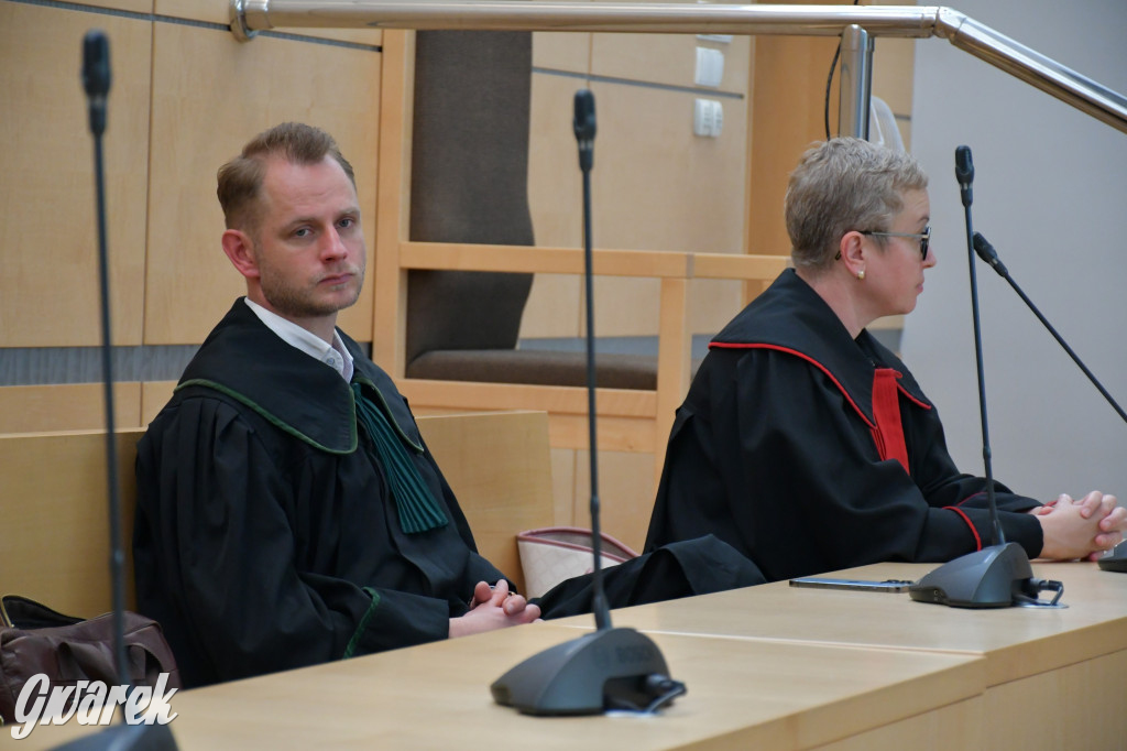 Brutalnie zabił 18-latkę, o jej życie rzucił monetą