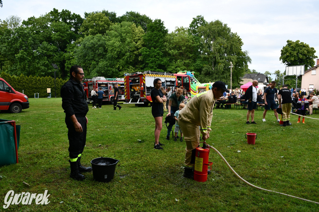 Nakło Śląskie. Piknik urodzinowy OSP i LKS Orzeł