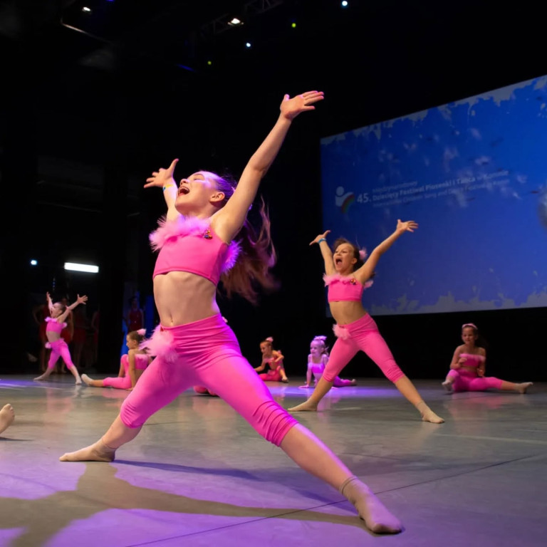 Brawa dla naszych tancerek! Sukcesy w Koninie