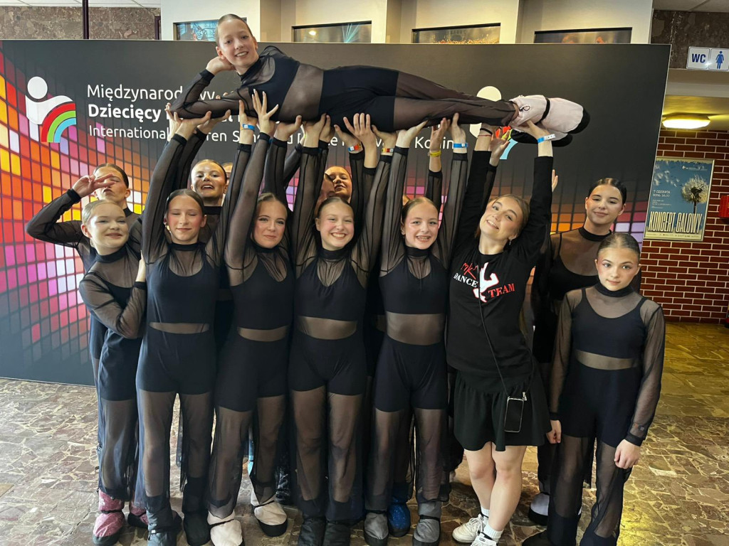 Brawa dla naszych tancerek! Sukcesy w Koninie