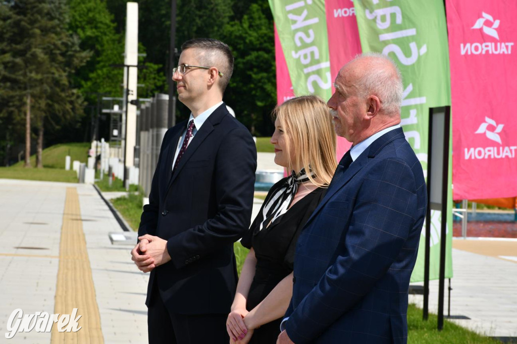 Fala w Parku Śląskim. Wielkie otwarcie kąpieliska