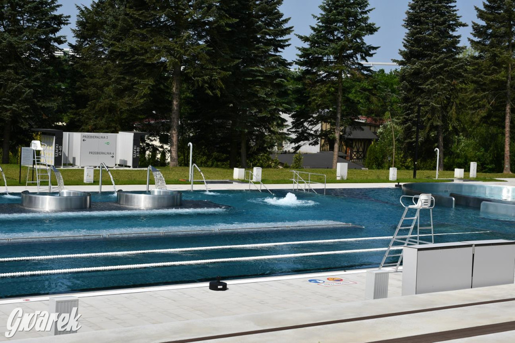 Fala w Parku Śląskim. Wielkie otwarcie kąpieliska