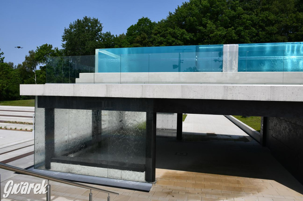 Fala w Parku Śląskim. Wielkie otwarcie kąpieliska