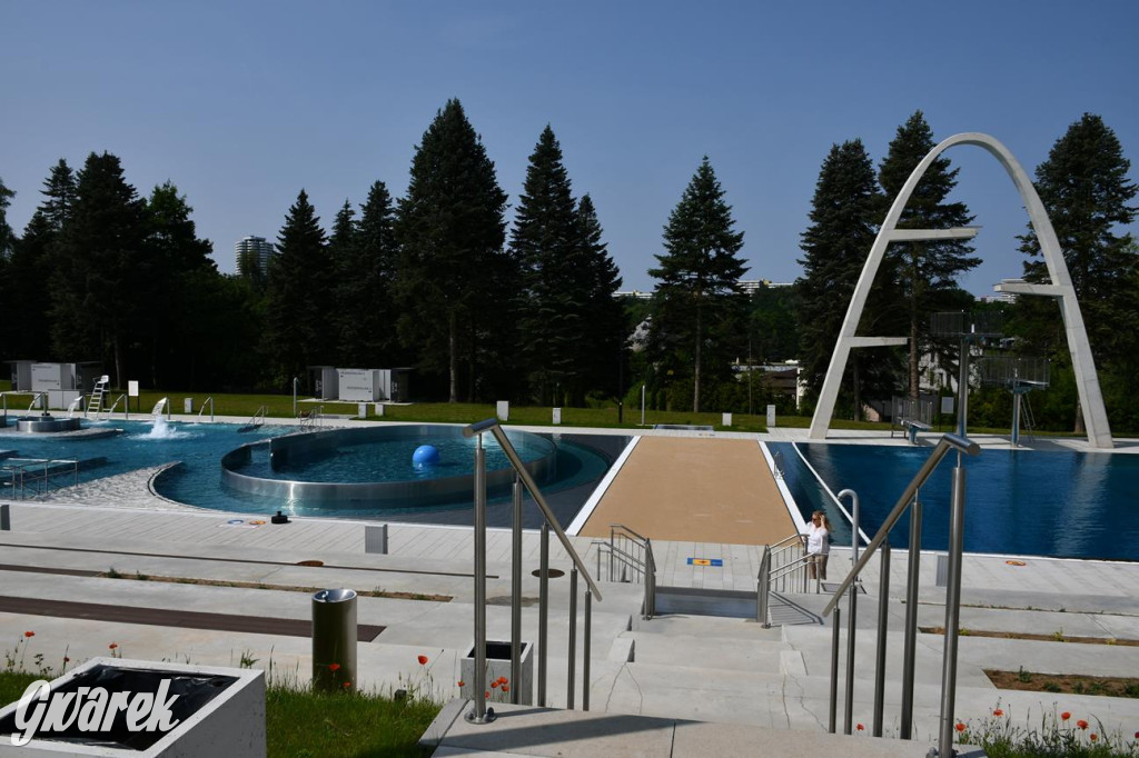 Fala w Parku Śląskim. Wielkie otwarcie kąpieliska