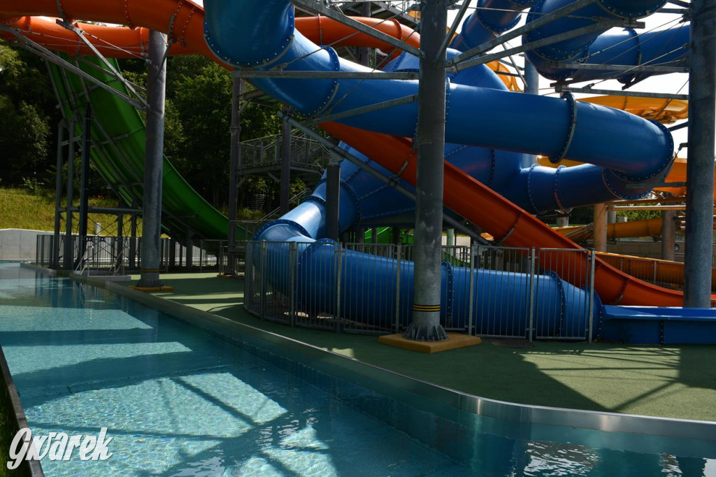 Fala w Parku Śląskim. Wielkie otwarcie kąpieliska