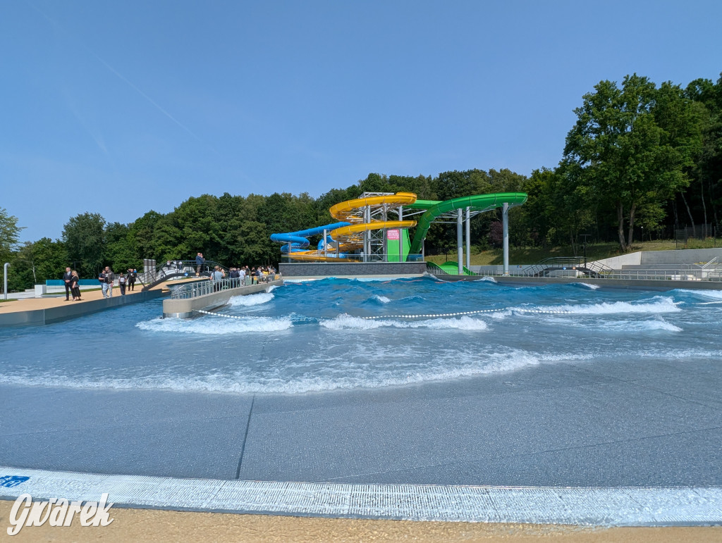 Fala w Parku Śląskim. Wielkie otwarcie kąpieliska
