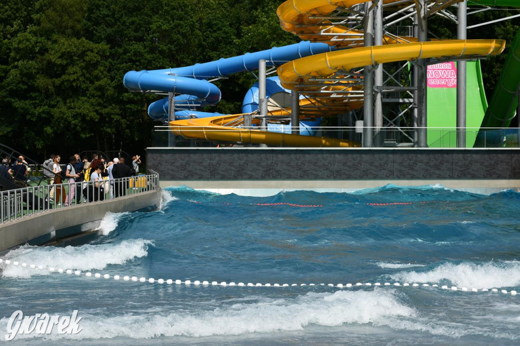 Fala w Parku Śląskim. Wielkie otwarcie kąpieliska