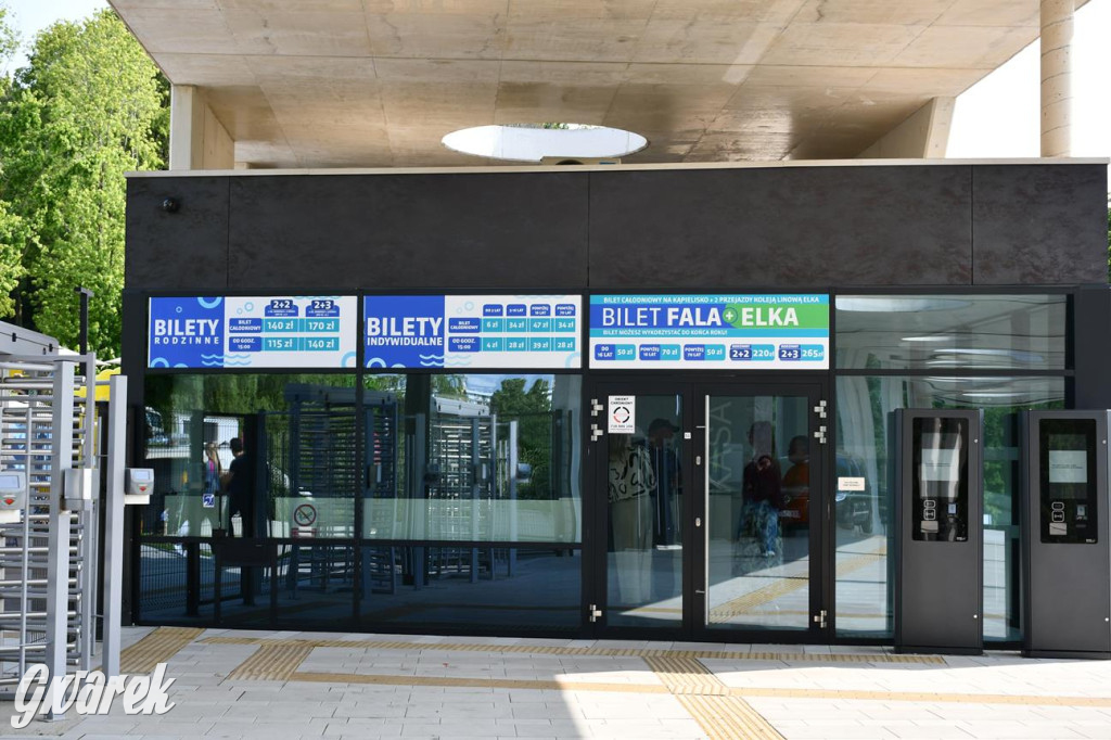 Fala w Parku Śląskim. Wielkie otwarcie kąpieliska