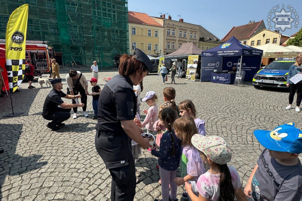 Tarnowskie Góry: akcja krwiodawstwa z udziałem służb