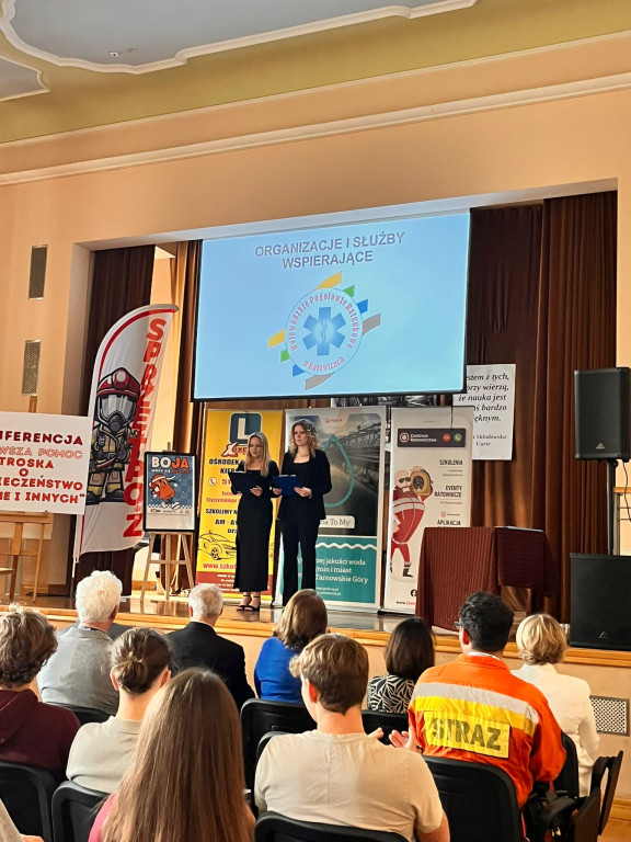 Tarnowskie Góry. Akcja przed Chemikiem, konferencja...