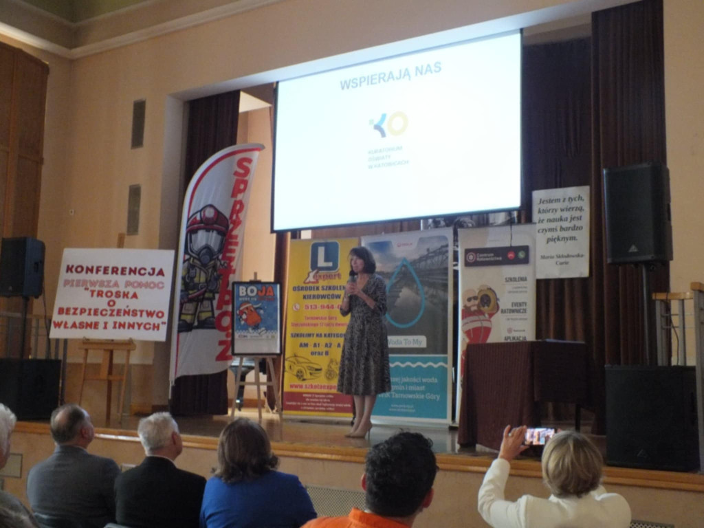 Tarnowskie Góry. Akcja przed Chemikiem, konferencja...