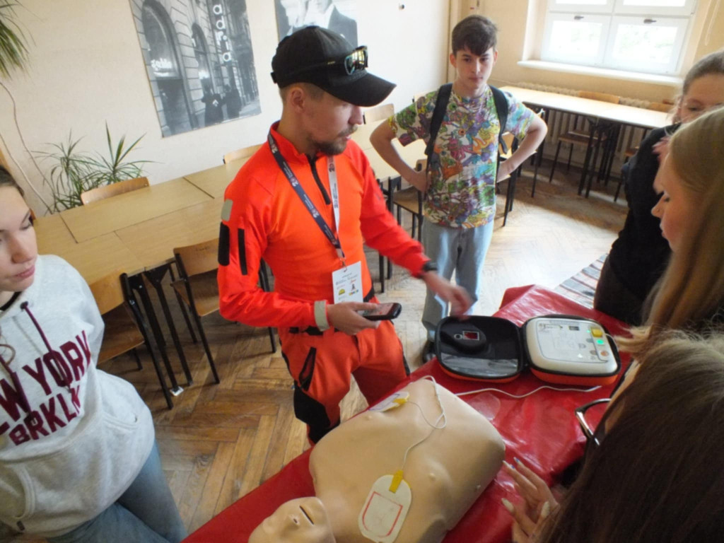 Tarnowskie Góry. Akcja przed Chemikiem, konferencja...