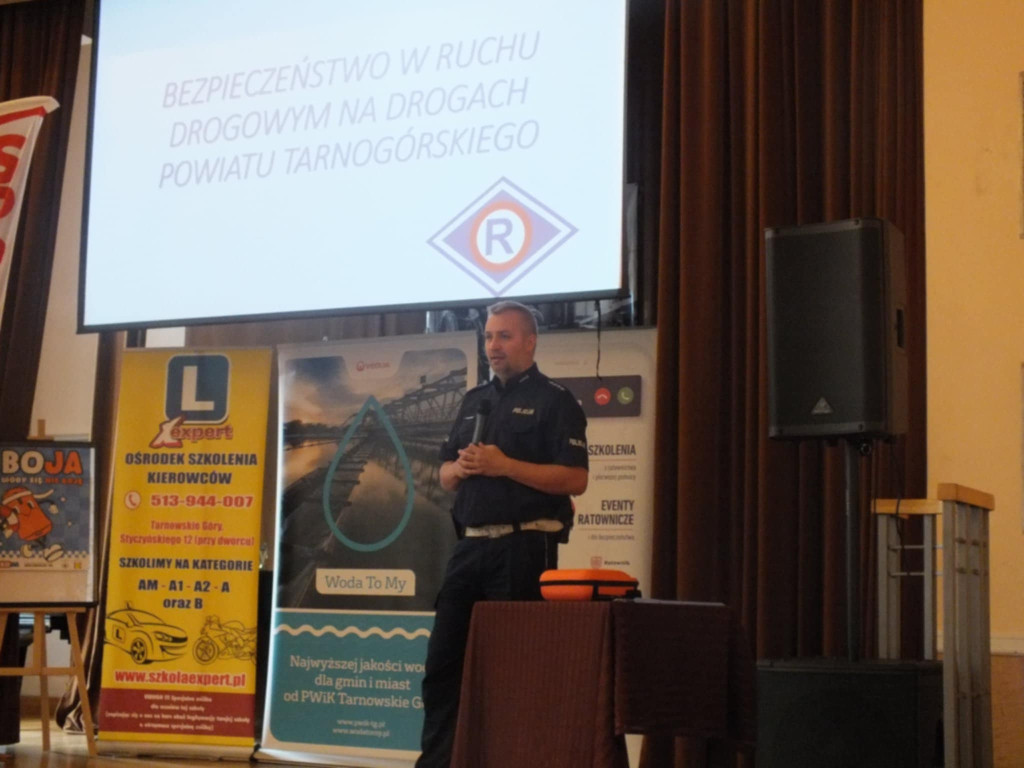 Tarnowskie Góry. Akcja przed Chemikiem, konferencja...