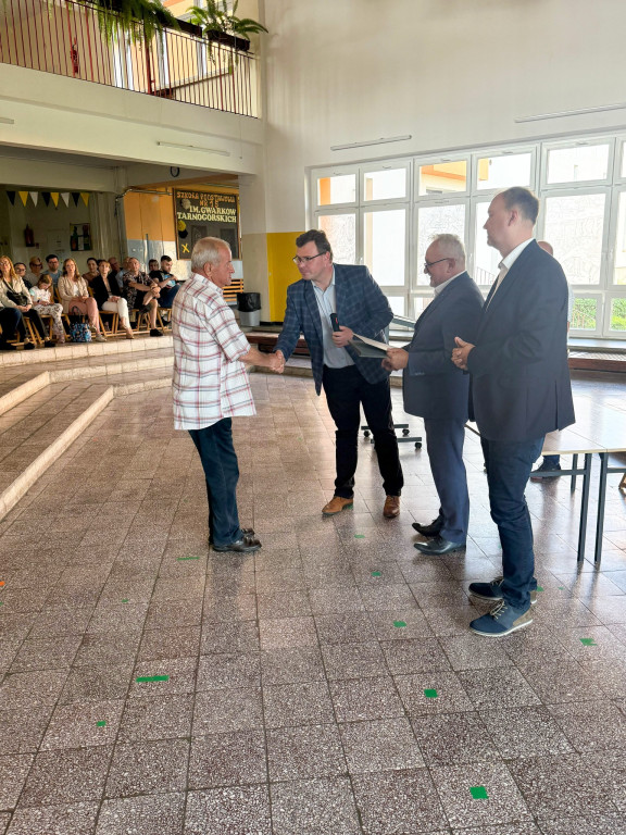 Stare Tarnowice. Wybory i reelekcja