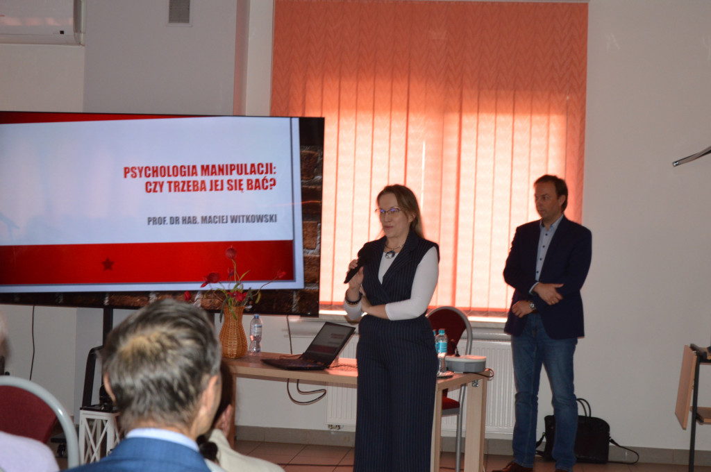 Zakończenie roku seniorskiego uniwersytetu