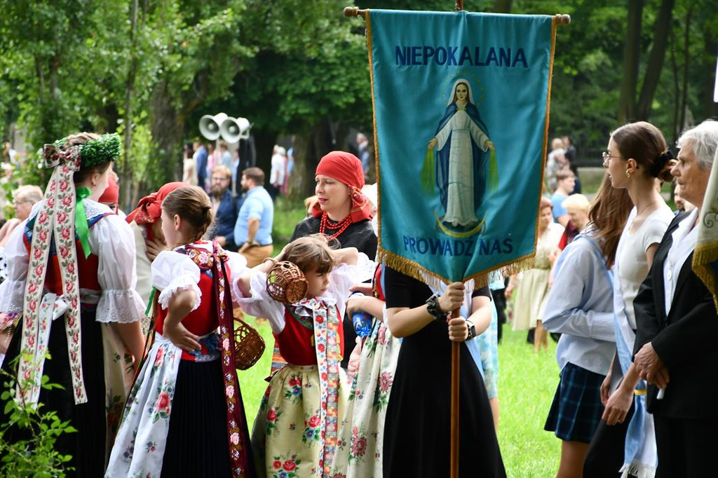 Procesja Bożego Ciała w Piekarach Śląskich