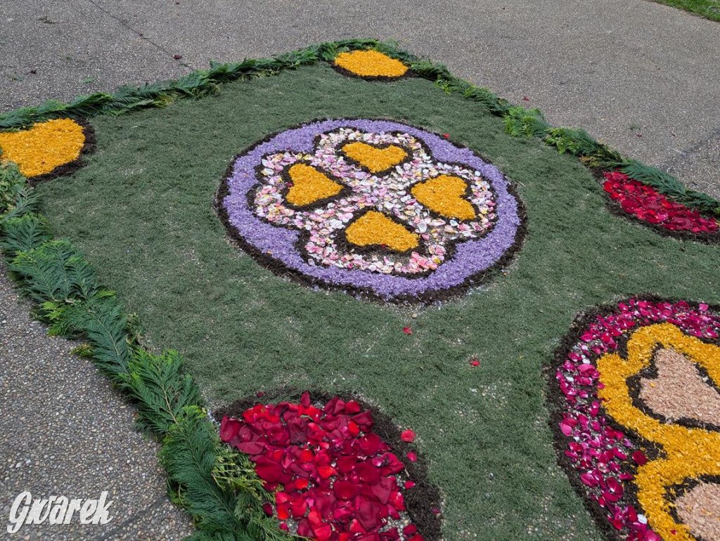 Procesja Bożego Ciała w Piekarach Śląskich