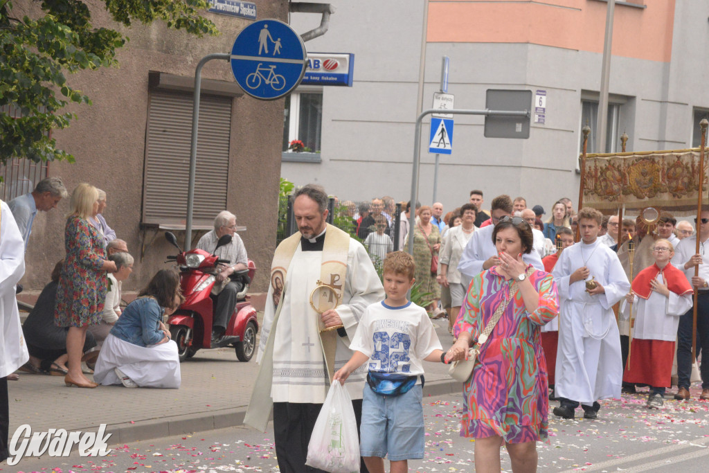 Boże Ciało w Tarnowskich Górach: Modlitwa o...