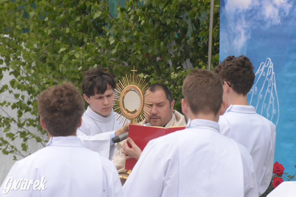 Boże Ciało w Tarnowskich Górach: Modlitwa o...