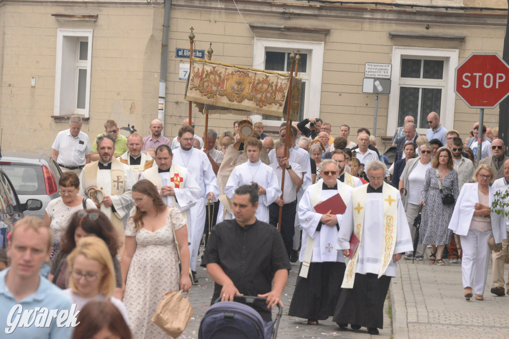 Boże Ciało w Tarnowskich Górach: Modlitwa o...