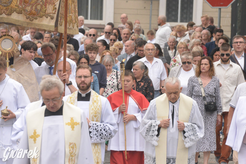 Boże Ciało w Tarnowskich Górach: Modlitwa o...